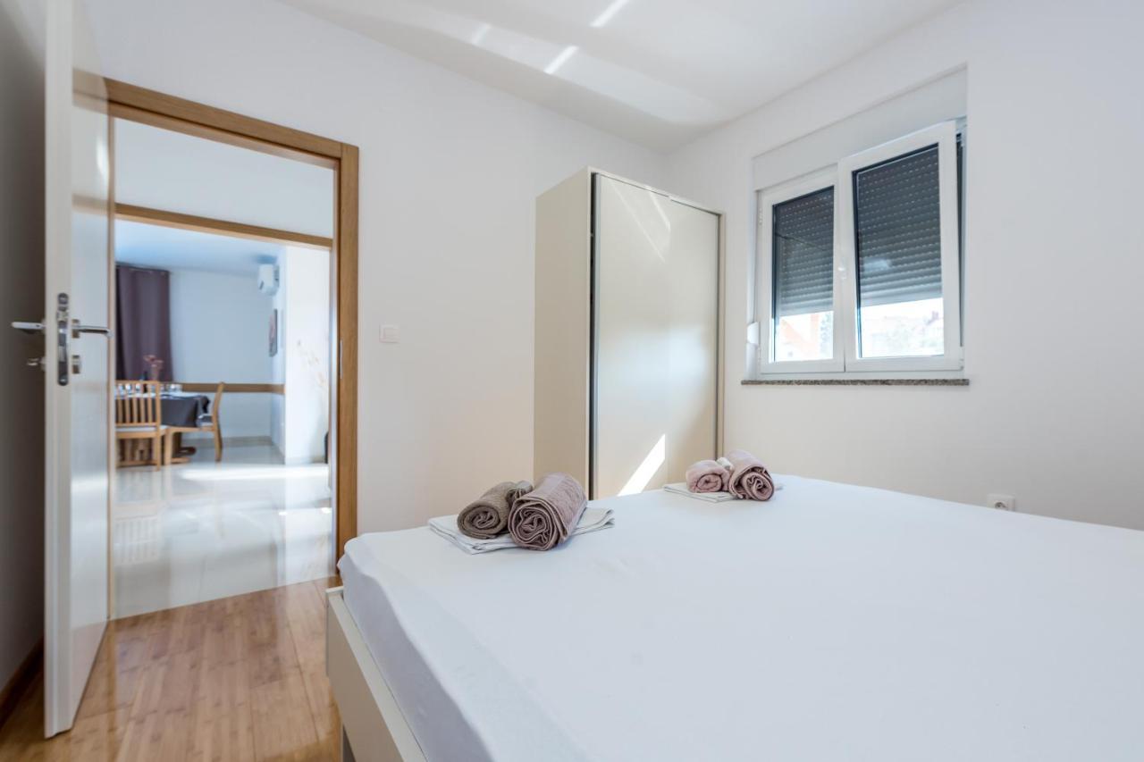 Villa Jadrija Beach Šibenik Esterno foto