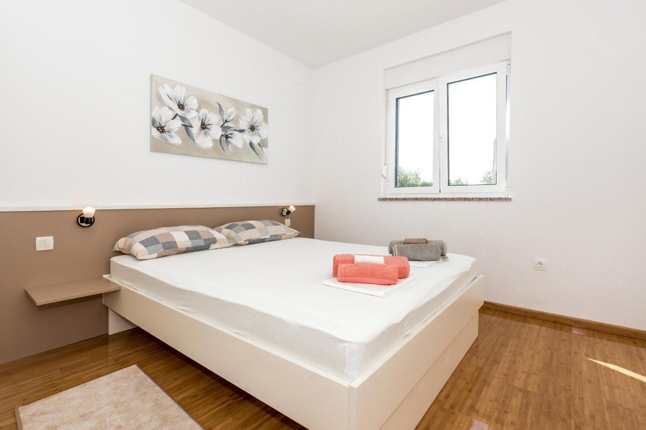 Villa Jadrija Beach Šibenik Esterno foto
